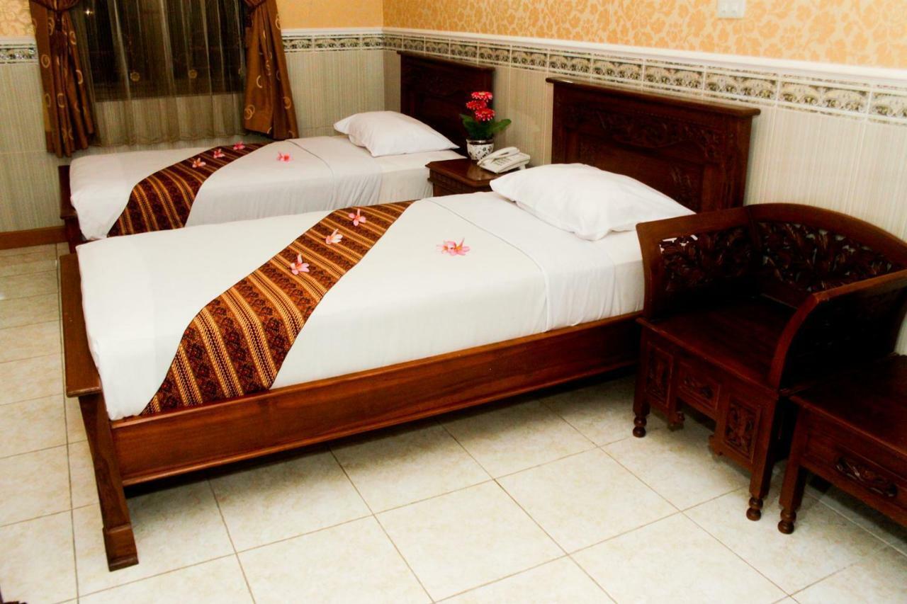Hotel Wiwi Perkasa 2 Indramayu Kültér fotó