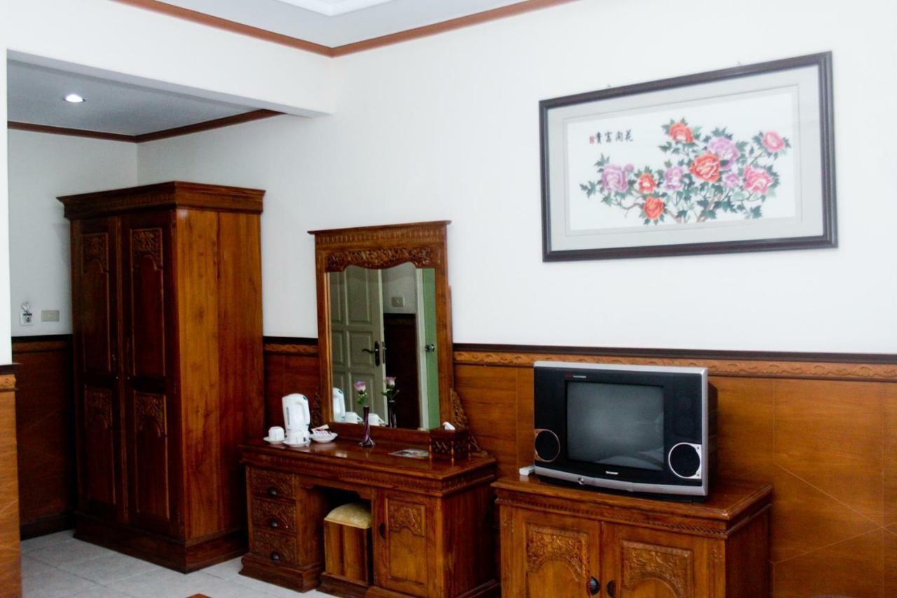 Hotel Wiwi Perkasa 2 Indramayu Kültér fotó