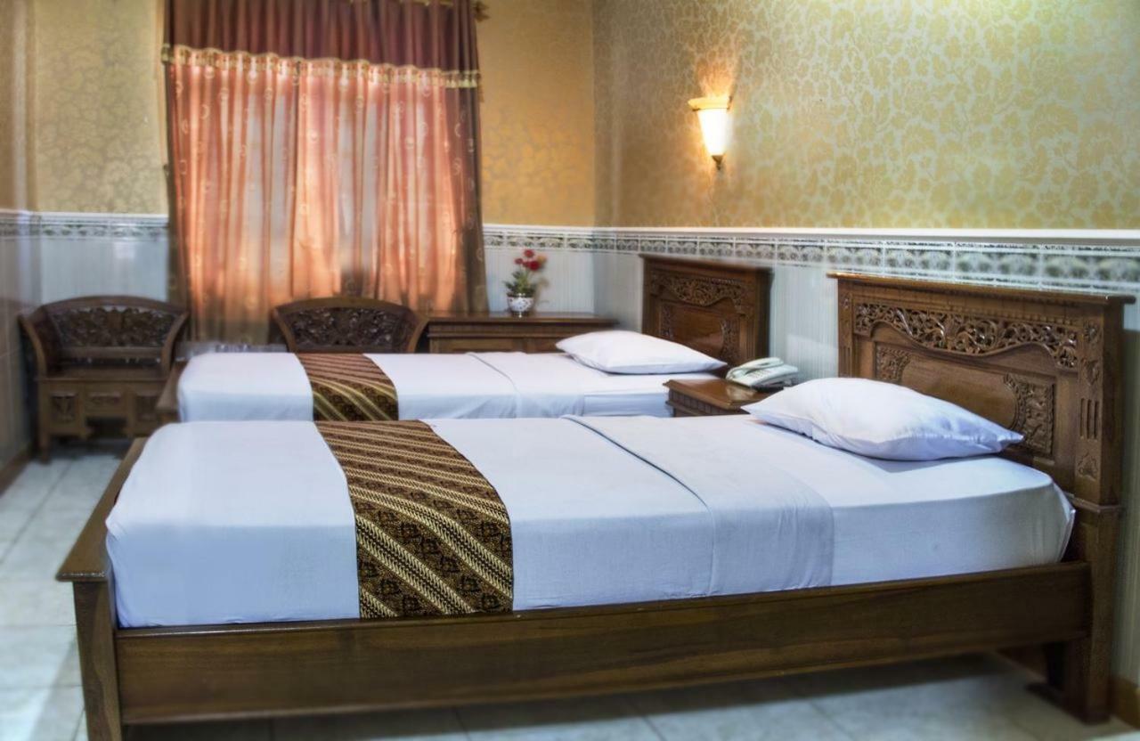 Hotel Wiwi Perkasa 2 Indramayu Kültér fotó
