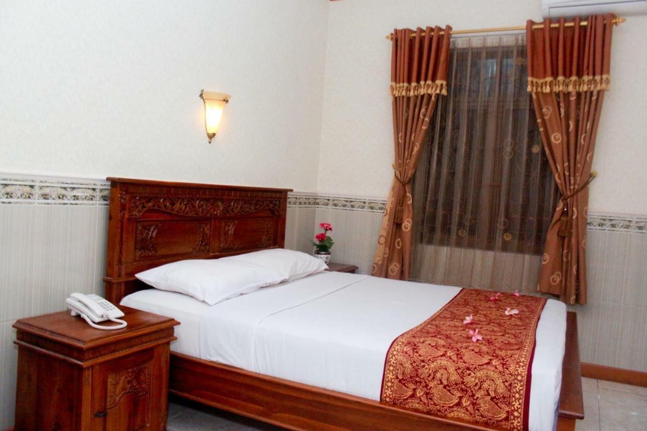 Hotel Wiwi Perkasa 2 Indramayu Kültér fotó
